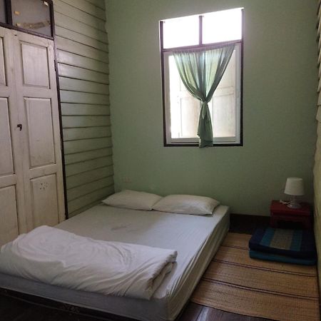 Baan Bua pensión Chiang Rai Exterior foto