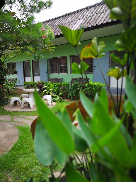 Baan Bua pensión Chiang Rai Exterior foto